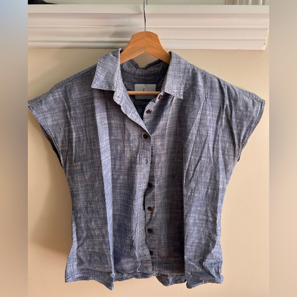 Loup Short-Sleeve Button-Up Shirt in Heathered Blue